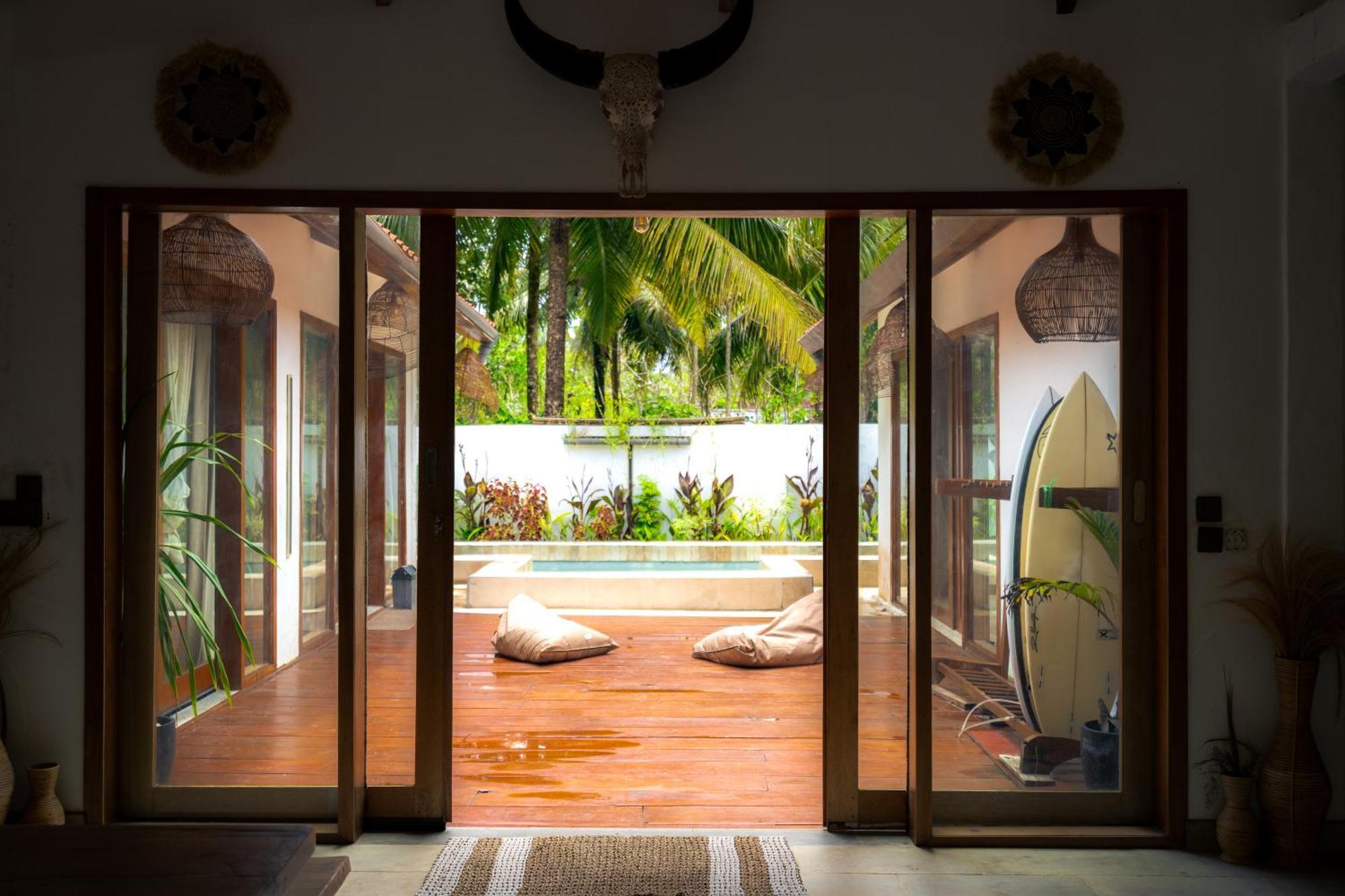 فندق Lances Right Surfhouse Katiet المظهر الخارجي الصورة